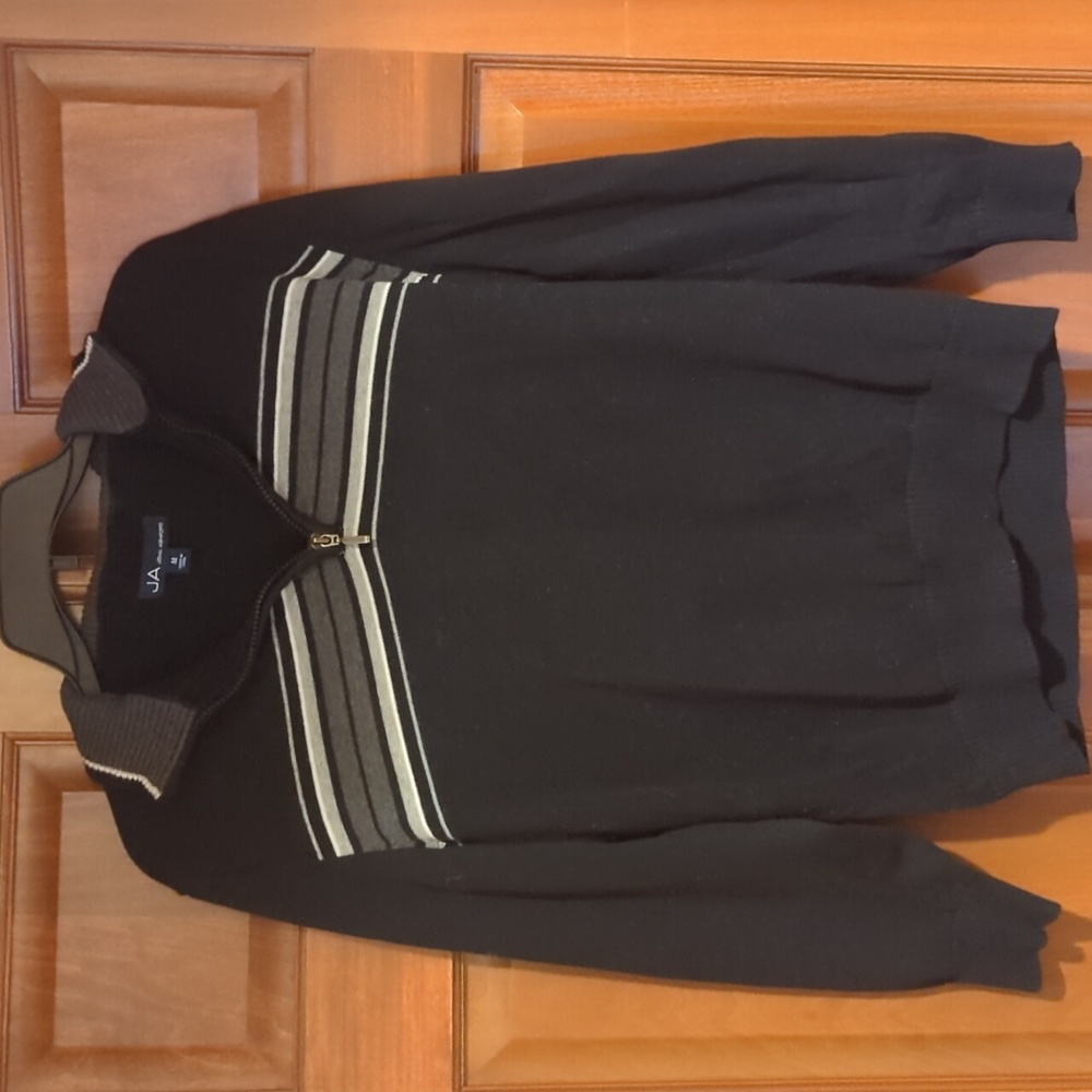 Men's half zip sweater